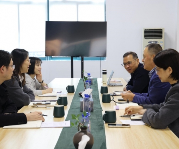 关切关切落实处，政企同心谋发展